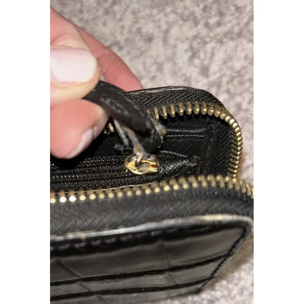 Michael Kors Wallet‎ Croc Embossed Black Zip-around Gold Zipper